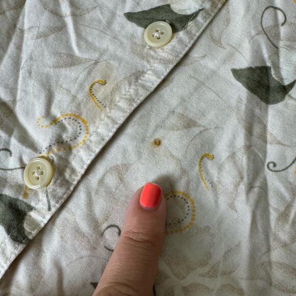 Basic Edition VINTAGE tan white floral Rayon button up short sleeve blouse LARGE - Picture 6 of 6